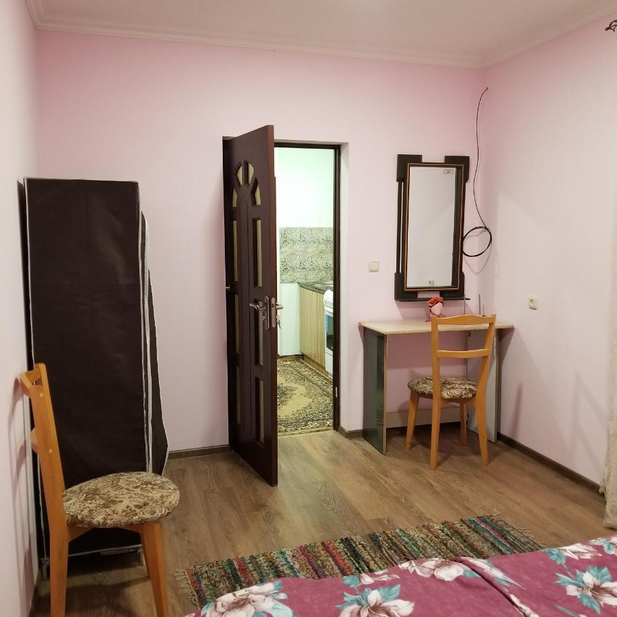 Maria Daire Erivan Dış mekan fotoğraf